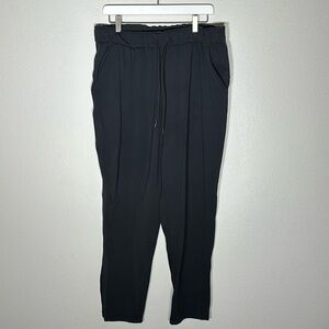 Lululemon Keep Moving Pant Black size 14